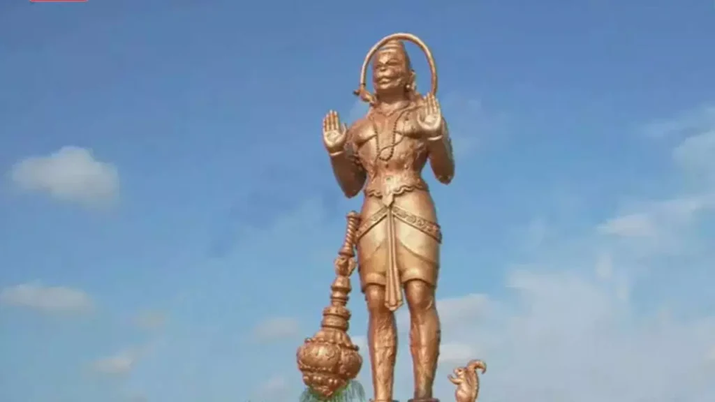 A 90-foot Hanuman statue standing tall at the Sri Ashtalakshmi Temple in Houston, Texas, symbolizing strength, devotion, and cultural pride